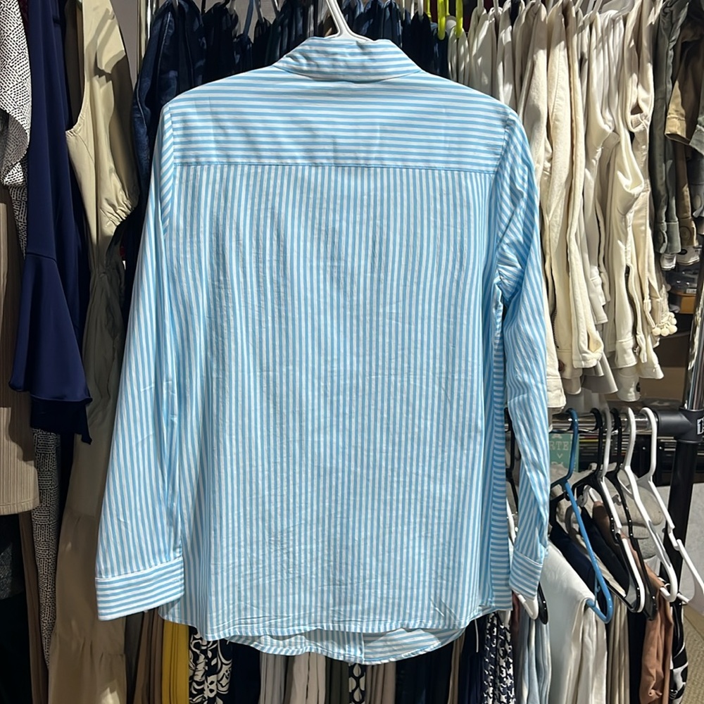 J. McLaughlin powder blue striped blouse. Size S. - Picture 2 of 4